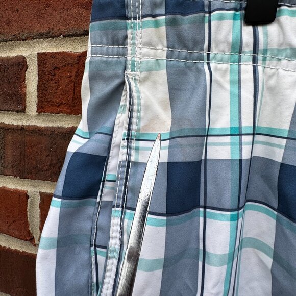 VTG Y2K Abercrombie & Fitch Cargo Swim Shorts Mens XL Blue Green Gray Plaid - Picture 4 of 12